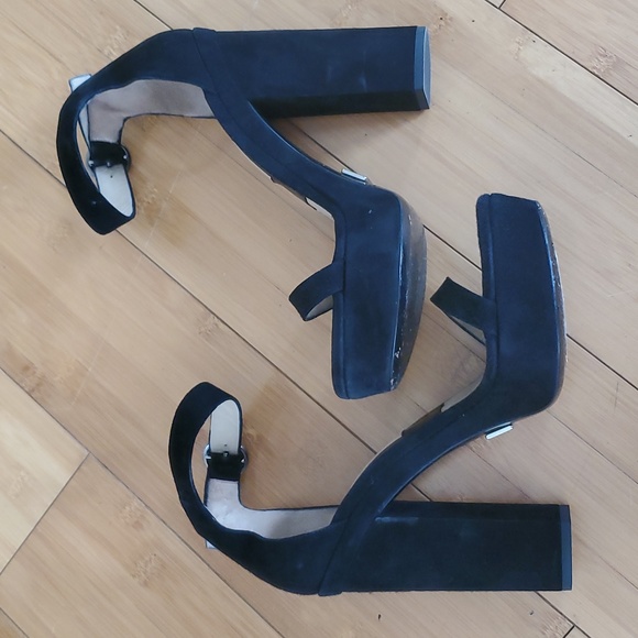 Michael Kors Adelina Runway Heels - Picture 3 of 8